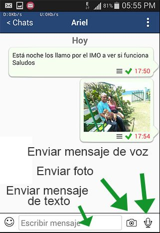 Usando la aplicación CubaMessenger para enviar mensajes de texto, fotos y mensajes de voz